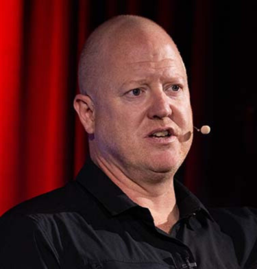 Nikolas Badminton futurist and strategic foresight keynote speaker on long-term decision-making at 92 Speakers bureau