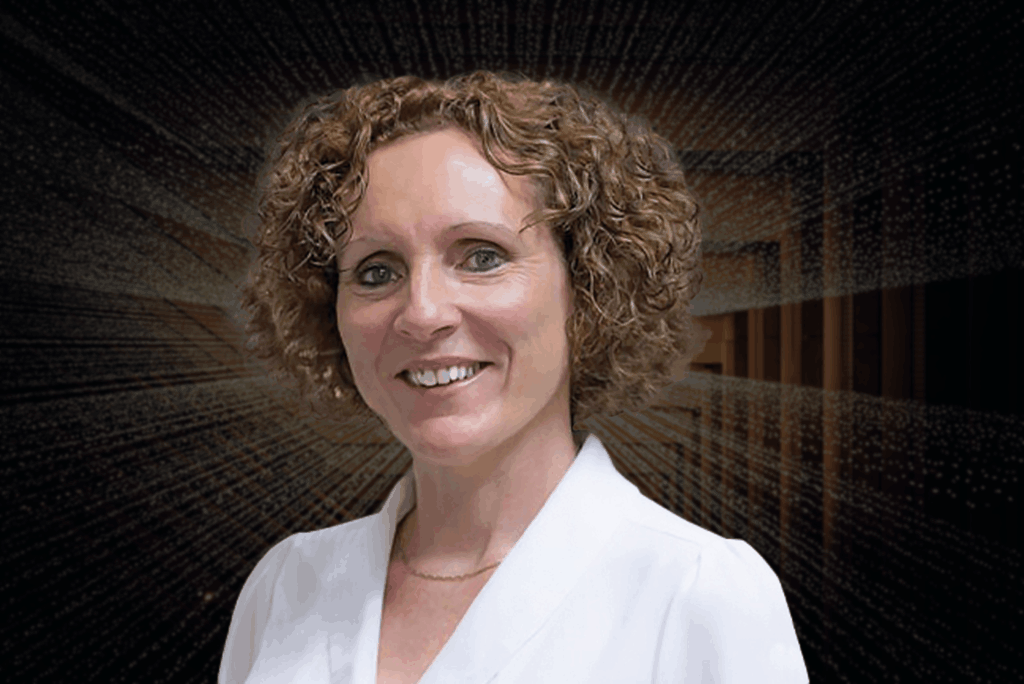 Book Dr Rebecca Harding for expert keynotes on the weaponisation of trade, sustainable supply chains, and economic security. CEO of the Centre for Economic Security and author of 'The World at Economic War'