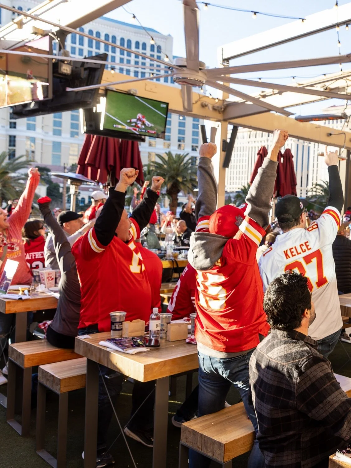 It&rsquo;s almost that time of year again&hellip; Only 34 days until the biggest Sunday of the year &amp; Big Game 2026 reservations are officially live 🏈🏆 

Unlimited beer, bites, patio sun, and over 75 screens😤
Secure your spot on the 50 yard li