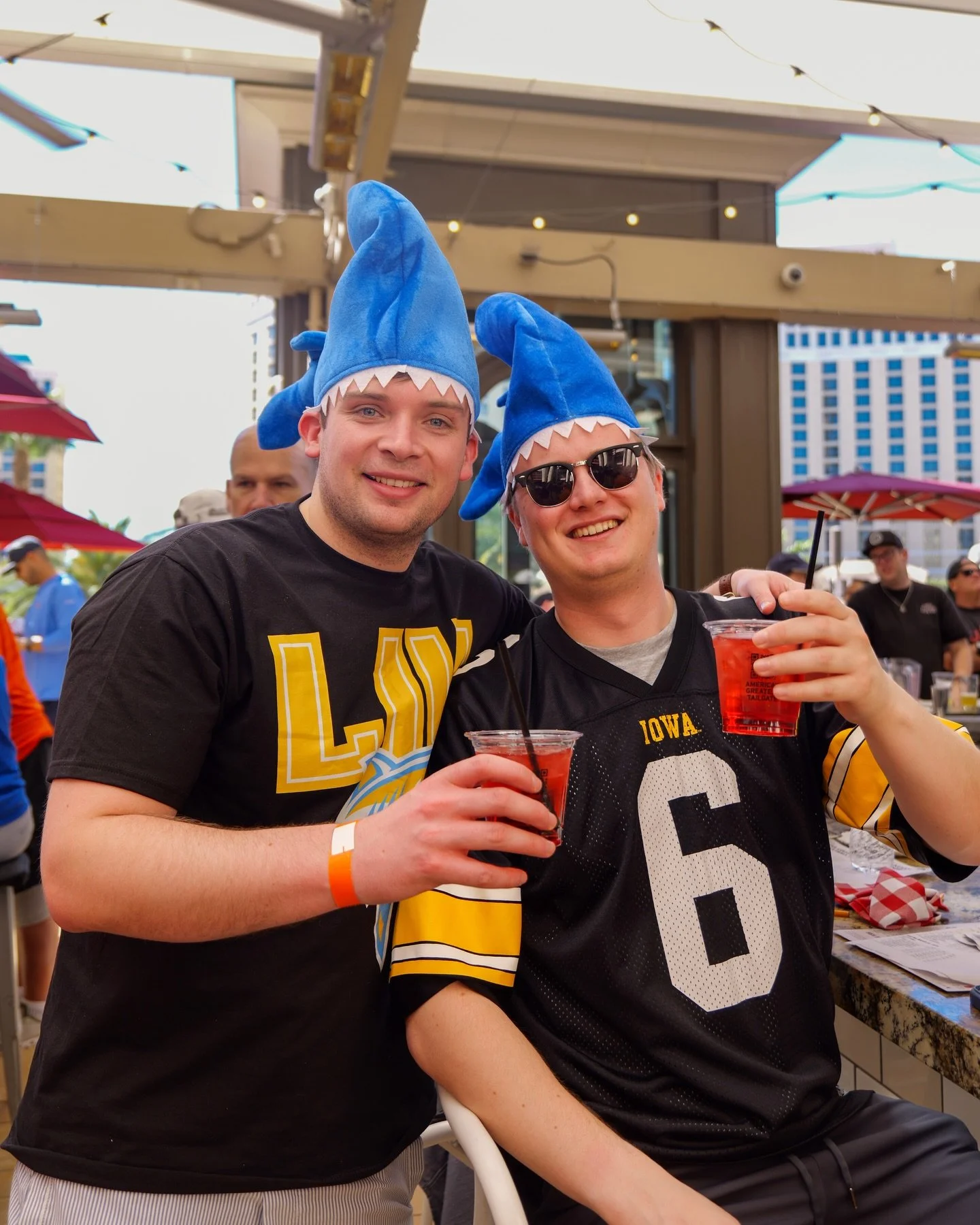 We had a full house all weekend and we can&rsquo;t wait to run it back for Sweet 16 ⛹️🔥 

Who do y&rsquo;all have taking home the championship ⁉️

#sweet16 #lasvegas #marchmadness #rooftop #sportsbar