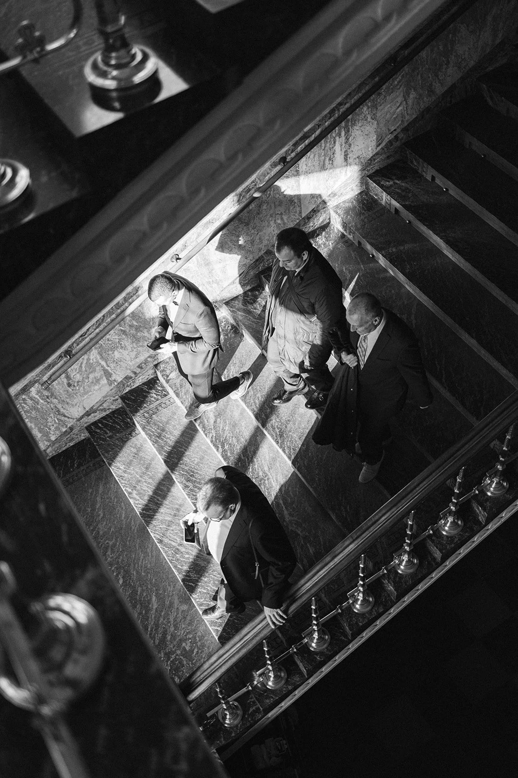 franklin-paulo-copenhagen-city-hall-newlyweds-portrait9.jpg