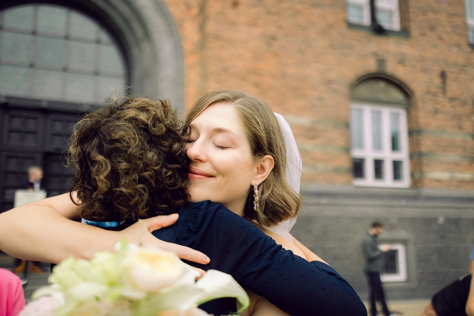 ellen-josephine-radhuset-wedding-exit8.jpg