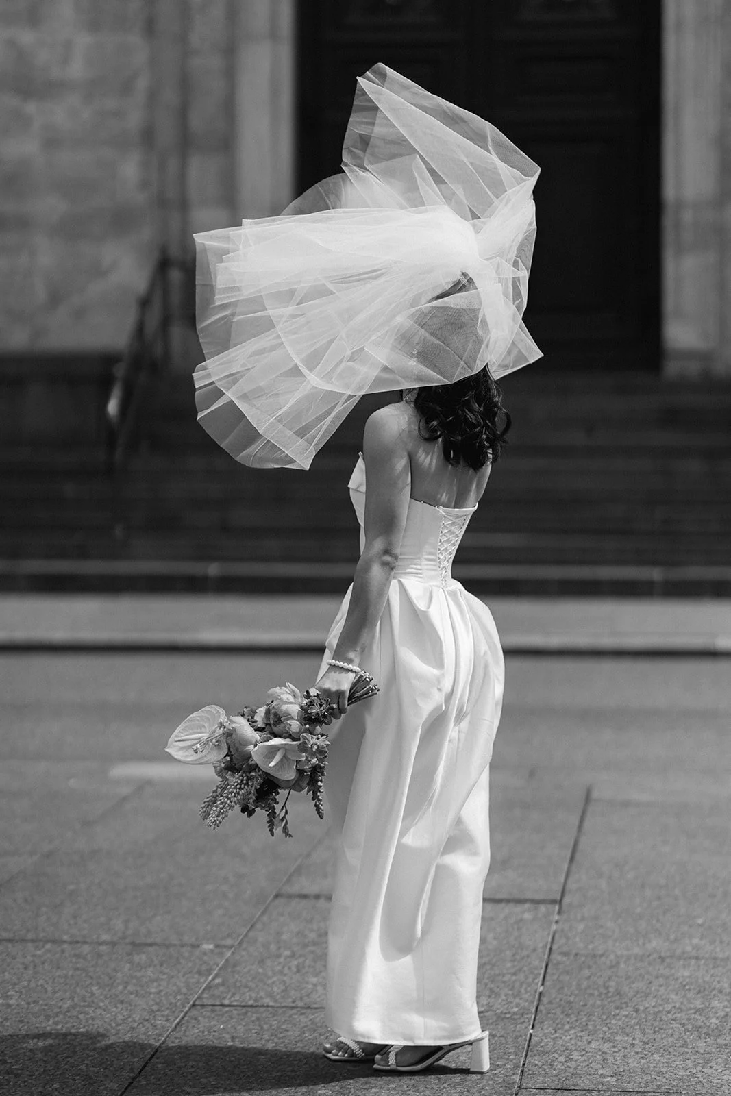 copenhagen-marble-church-wedding-portrait6.jpg
