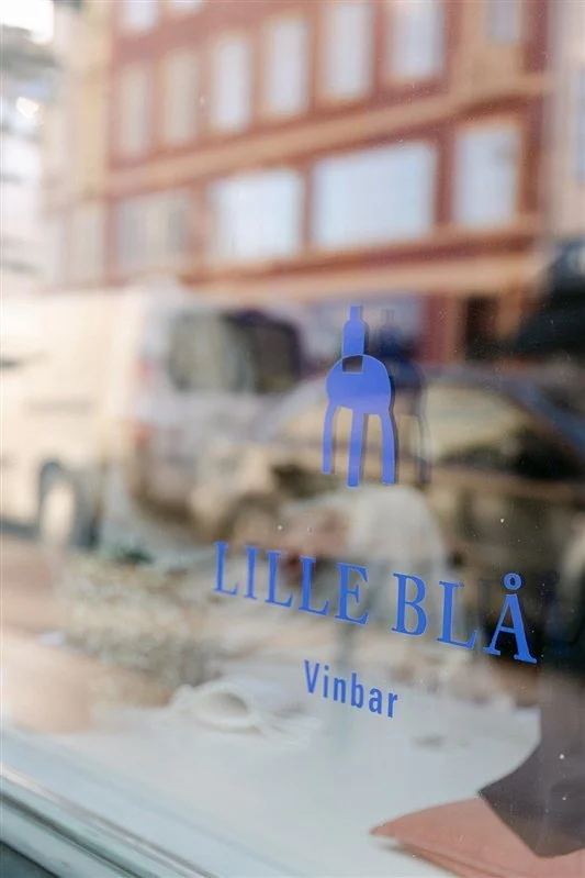 lille bla vinbar in copenhagen denmark.jpg