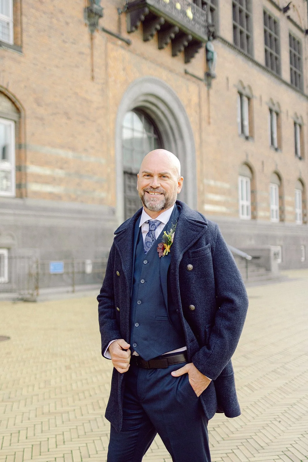 franklin-paulo-copenhagen-city-hall-newlyweds3.jpg
