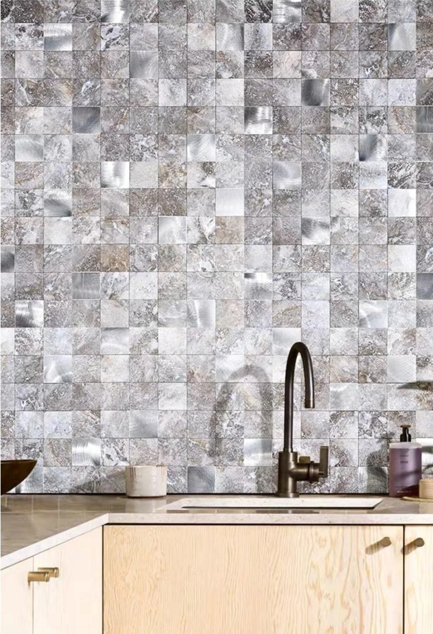 Aluminum mosaic-large square