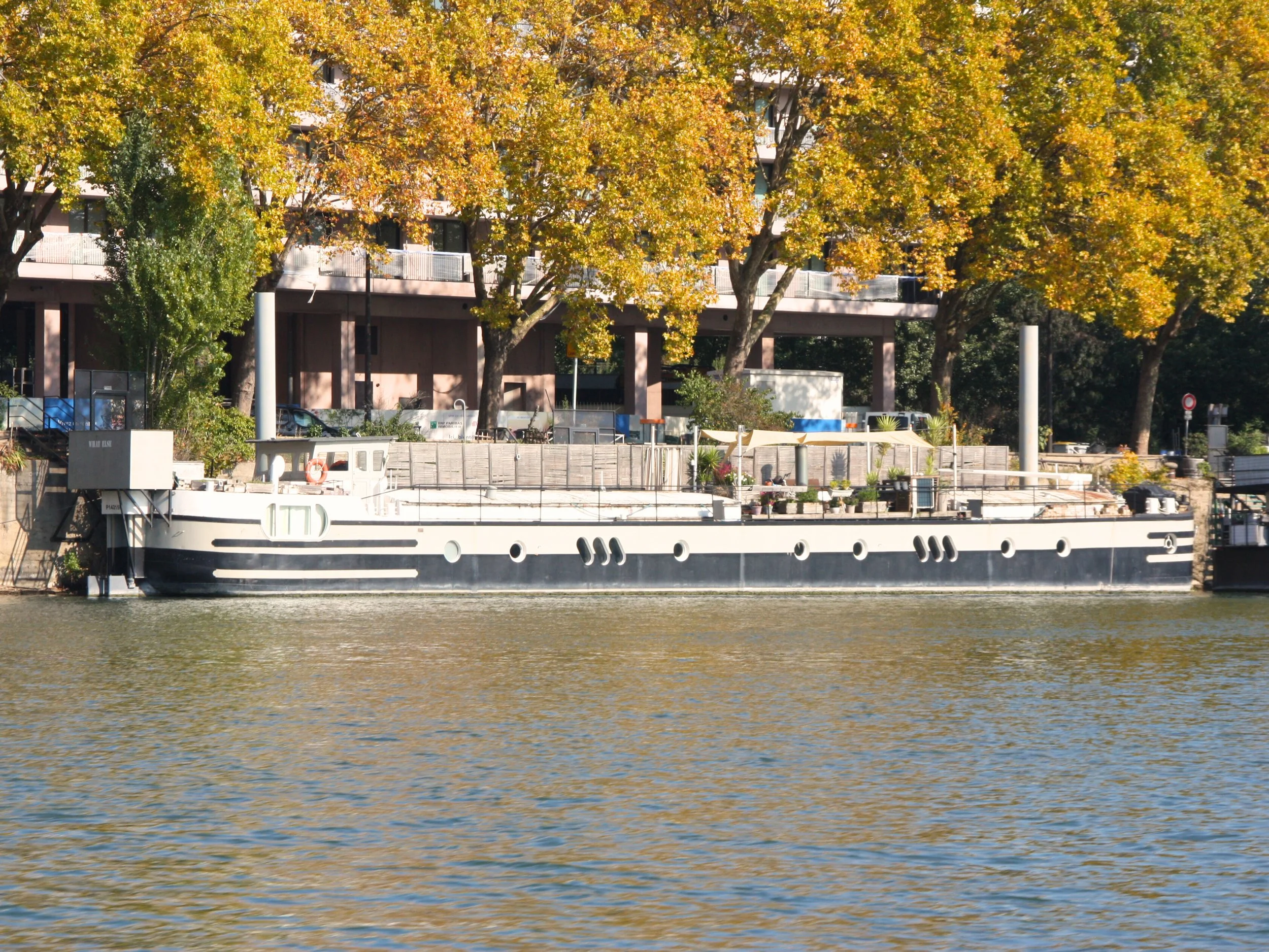 DEmantelement (WHAT ELSE)