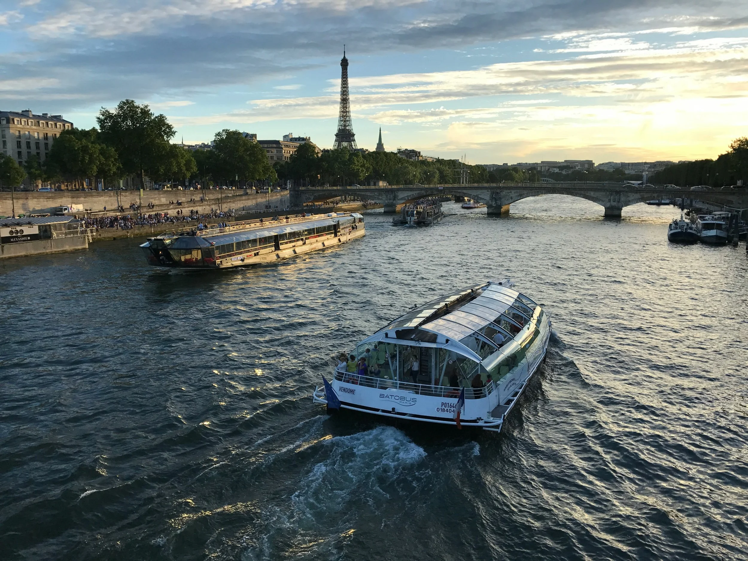 BATEAUX DE CROISIERE, COMPTEZ SUR NOUS