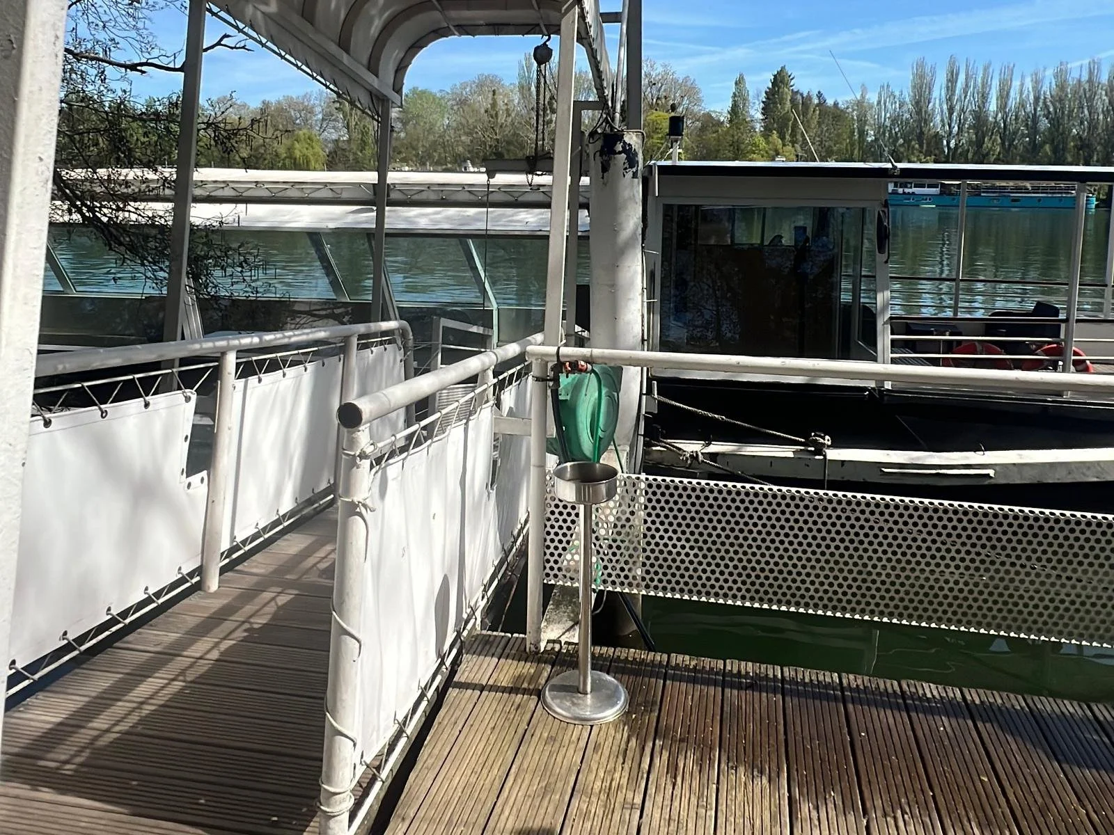 RENOVATION DECK (QUAI DU RIVE GAUCHE)