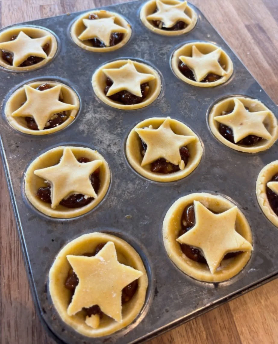 Christmas Baking 
#homebaked #mincepies #workingfromhome #smallbusiness #goodhonestfood  #pembrokeshirecatering