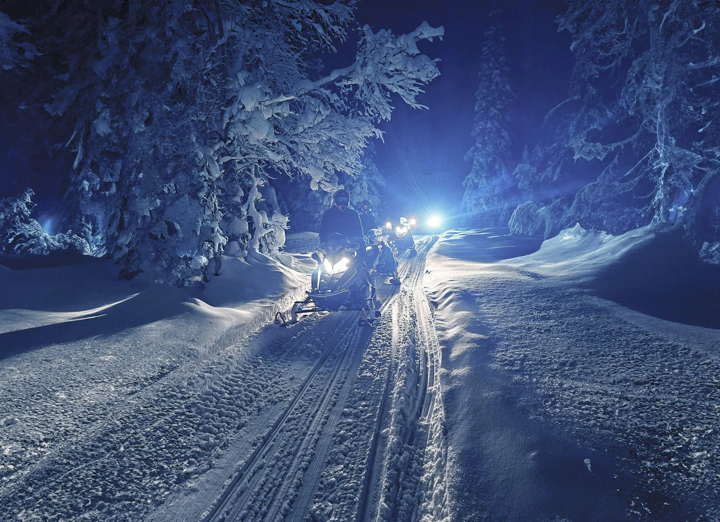 Snowmobile-Night.jpg
