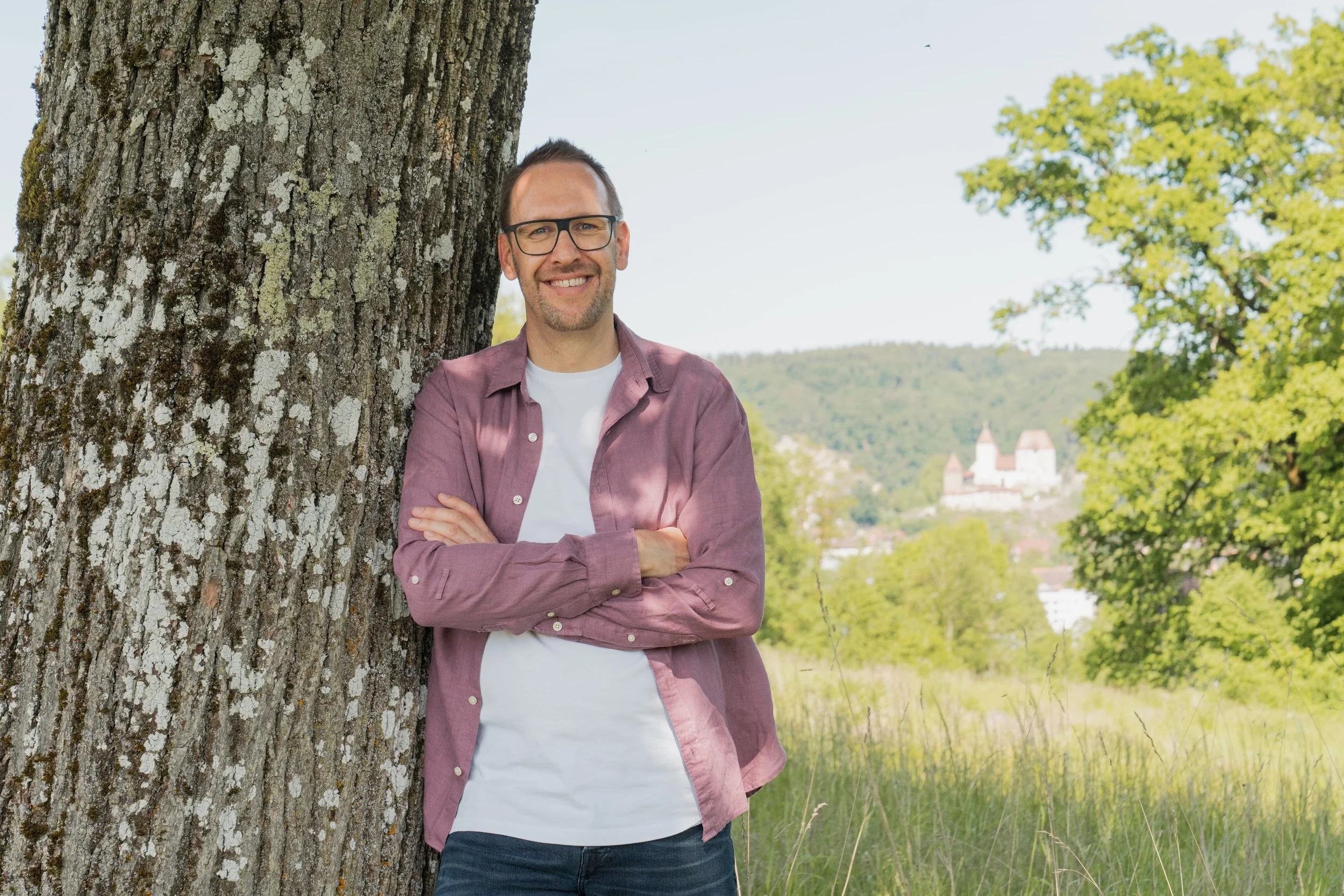 Mike Matter, Co-Active Coach aus Hindelbank, in ruhiger dunkler Stimmung