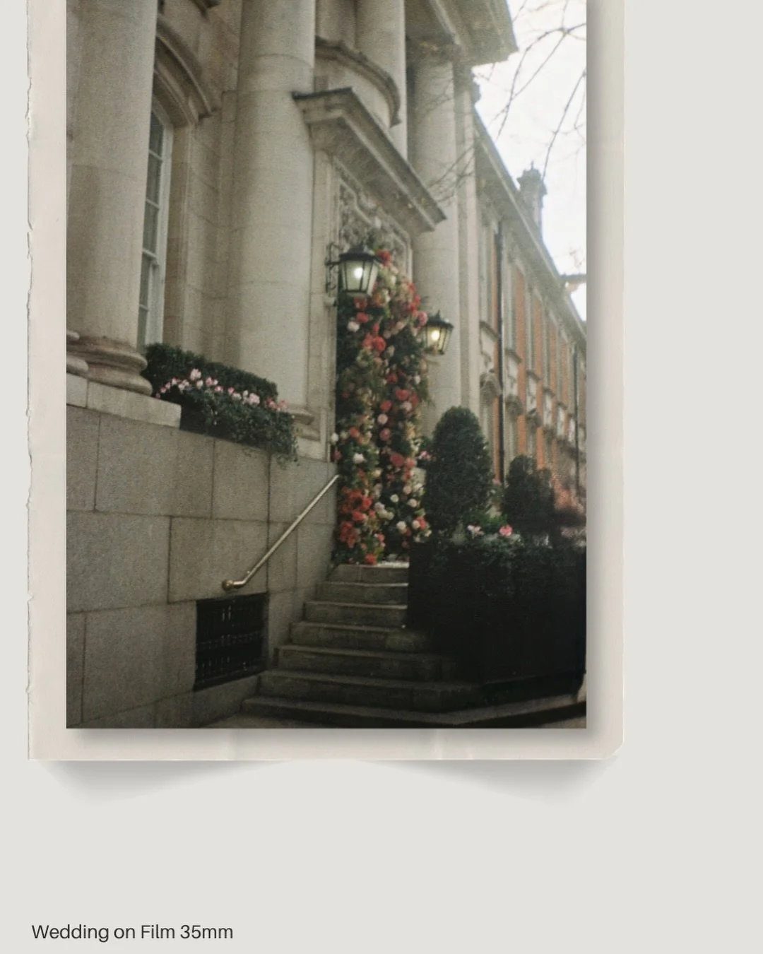 Love, captured on film&mdash;grainy, timeless, real 🎞️
&bull;
&bull;
&bull;
&bull;

#35mmfilm #filmisnotdead #filmphotography #filmwedding #chelseawedding