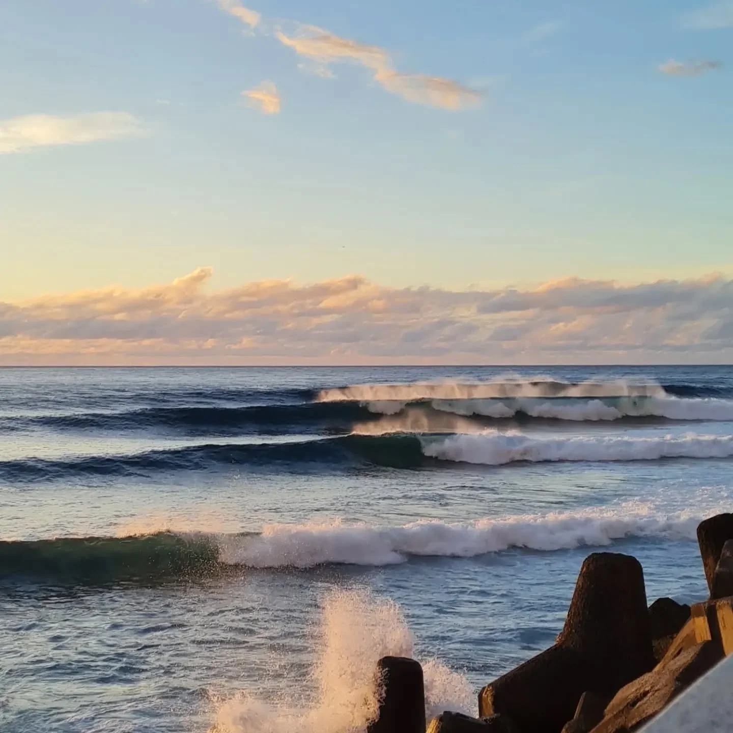Beautiful set of waves in Paul do Mar today #seemadeira #pauldomar #surf #sea #waves #visitcalheta #calheta #visitmadeiraisland #madeiraallyear #sunset