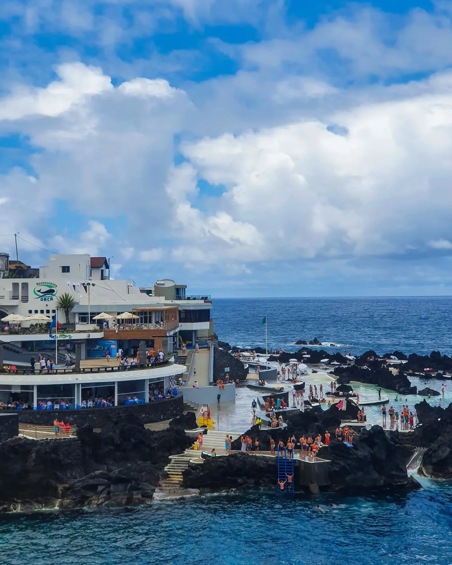 Hands up if you love Porto Moniz 🙌
It's such a special location ☆
#portomoniz #ilhadamadeiraportugual #seemadeira #islandlife #beautifuldestinations #ilovemadeira #visitmadeira #portugallovers #portugal_places