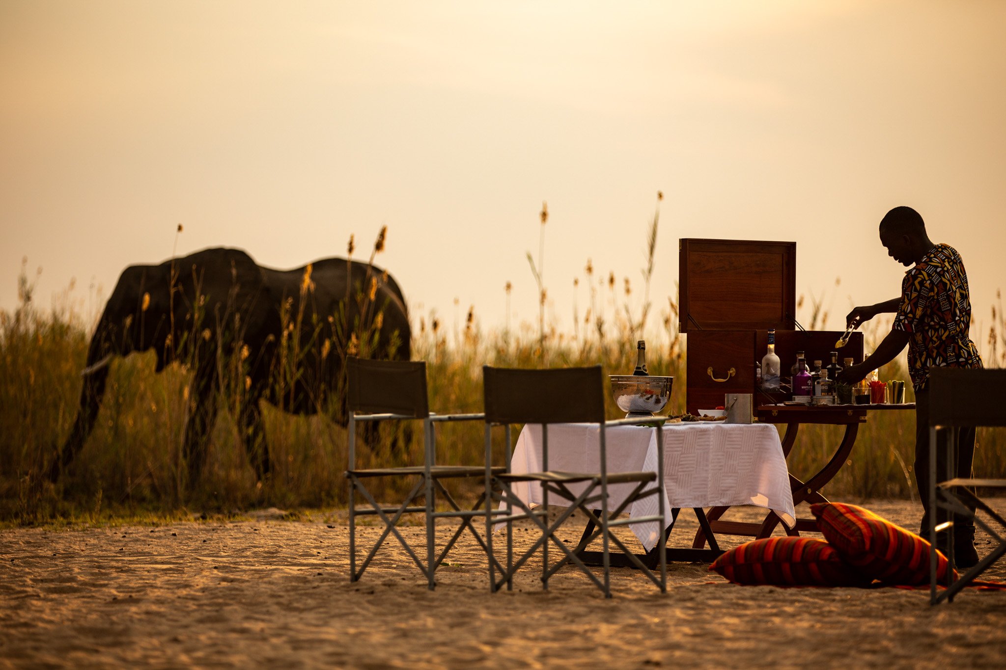 UNFORGETTABLE EXPERIENCES