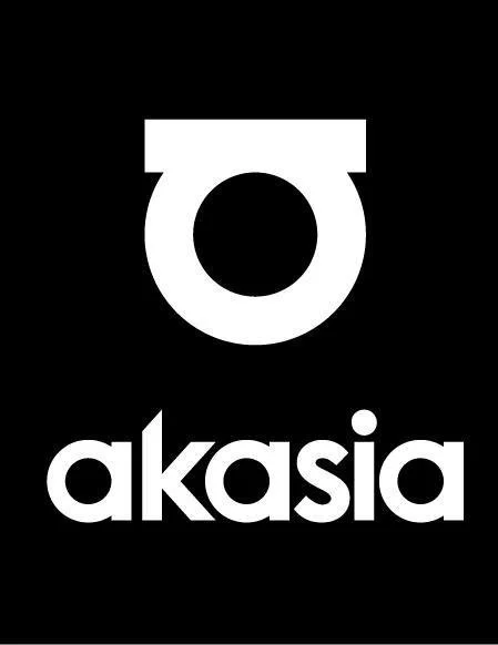 Logo with a large circle and rectangular top, with the word 'AKASIA' beneath it in white text on a black background.