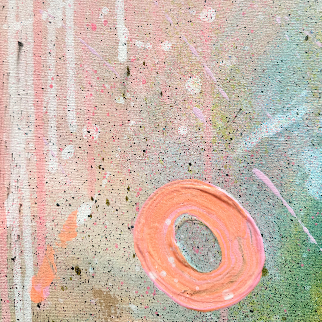 Nahaufnahme in blau- und rosatönen, ein Kreis in rosa durch Farbüberlagerungen