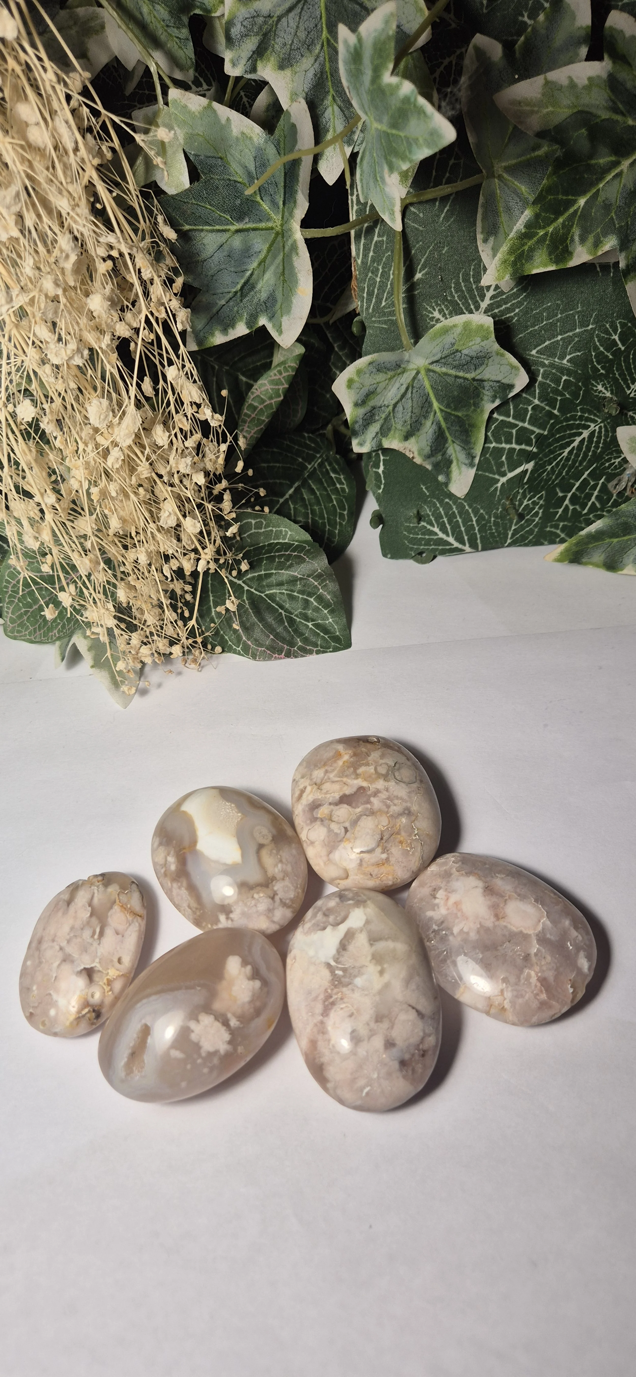 Flower Agate Palm Stones