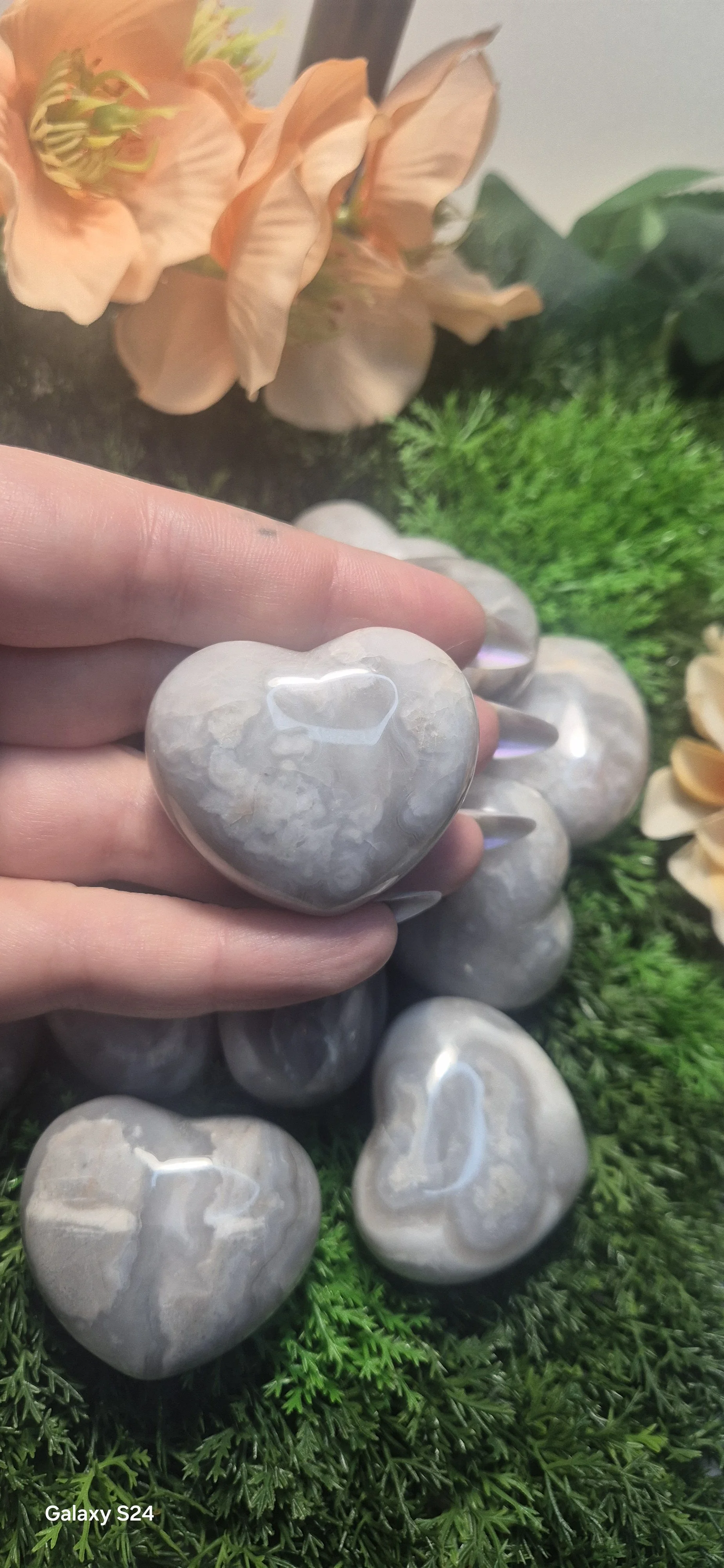 Mexican Lace Agate Hearts – Calm, Balance & Gentle Strength 🤍