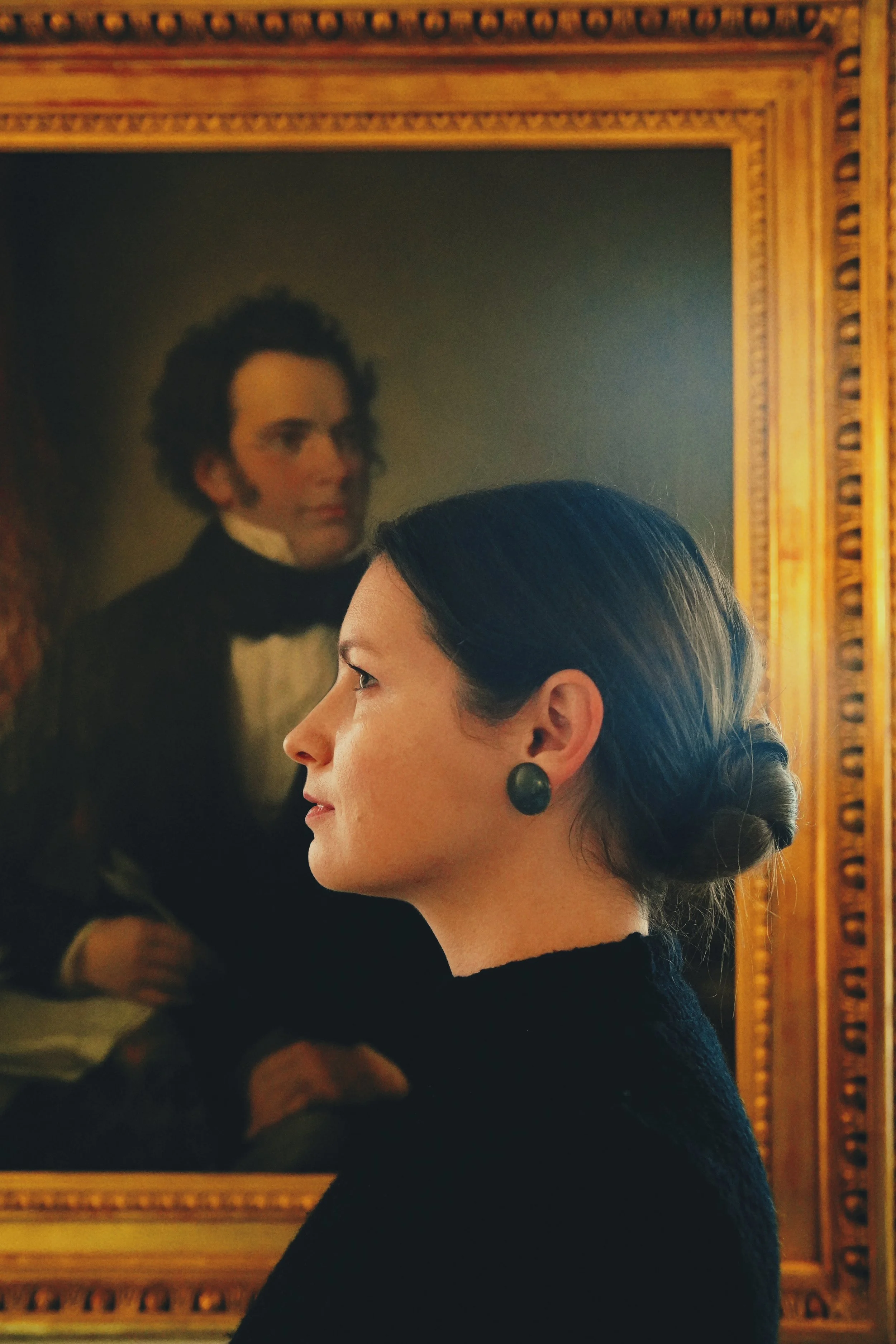 Fine art portrait of a woman in the museum - photography Vienna