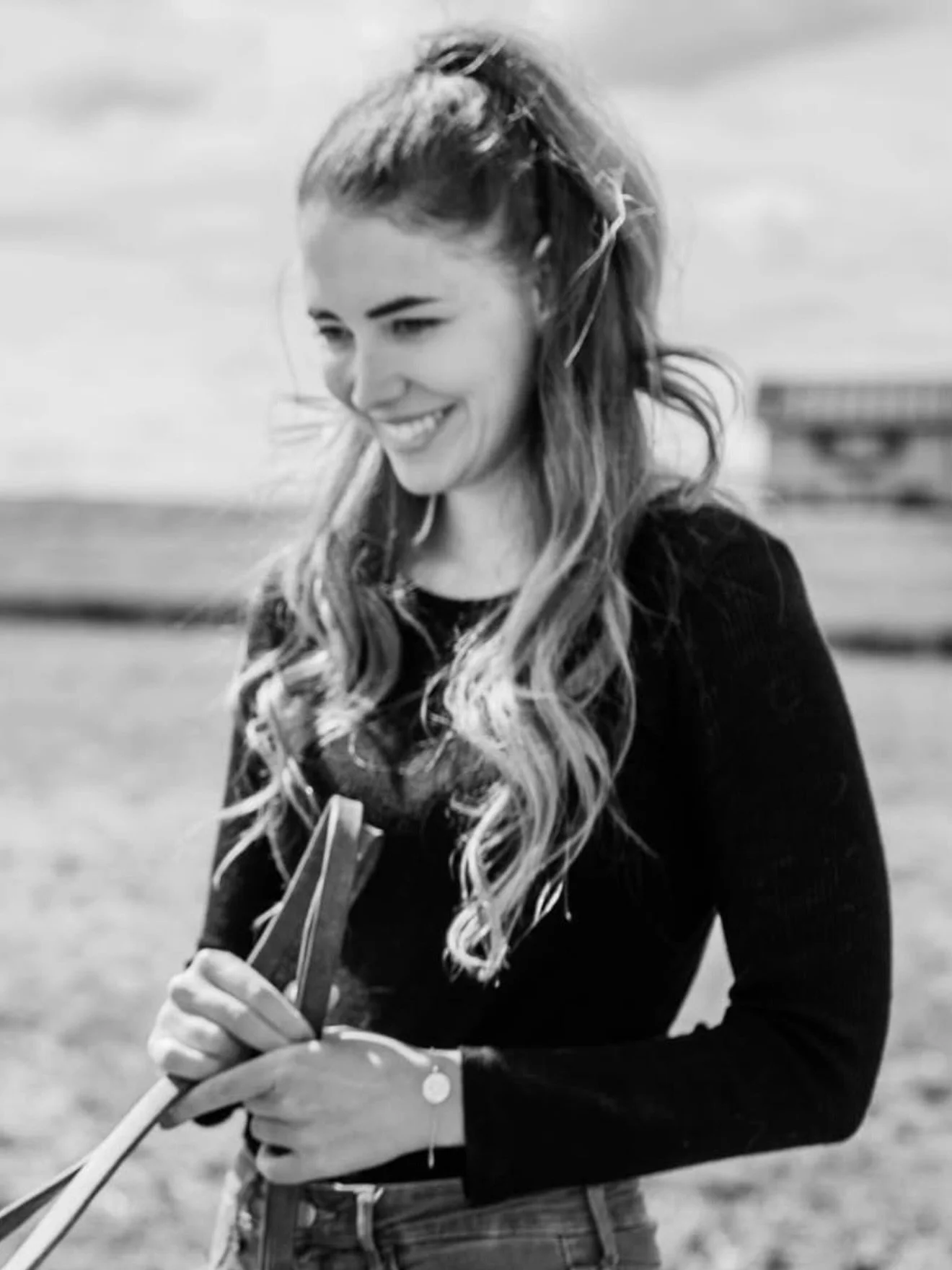 ✨ Moments captured by Jacqueline Lipp ✨

Ein gutes Foto h&auml;lt nicht nur einen Moment fest.
Es bewahrt ein Gef&uuml;hl.

Und genau das ist Jacquelines St&auml;rke.

Als gelernte Grafikerin bringt sie ein aussergew&ouml;hnlich geschultes Auge mit.
