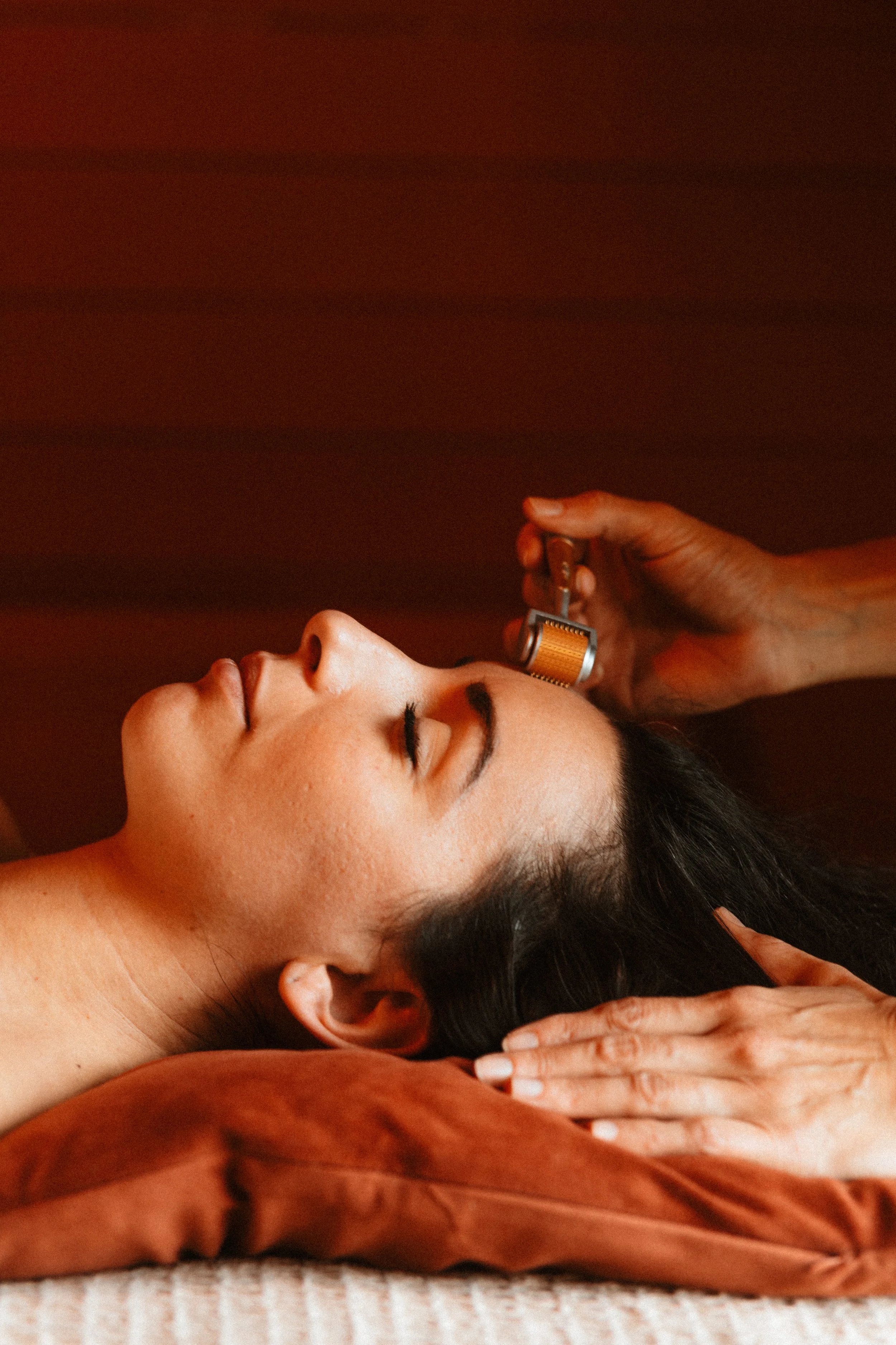 médecine traditionnelle chinoise à Annecy aculifting pour tonifier et revitaliser la peau du visage