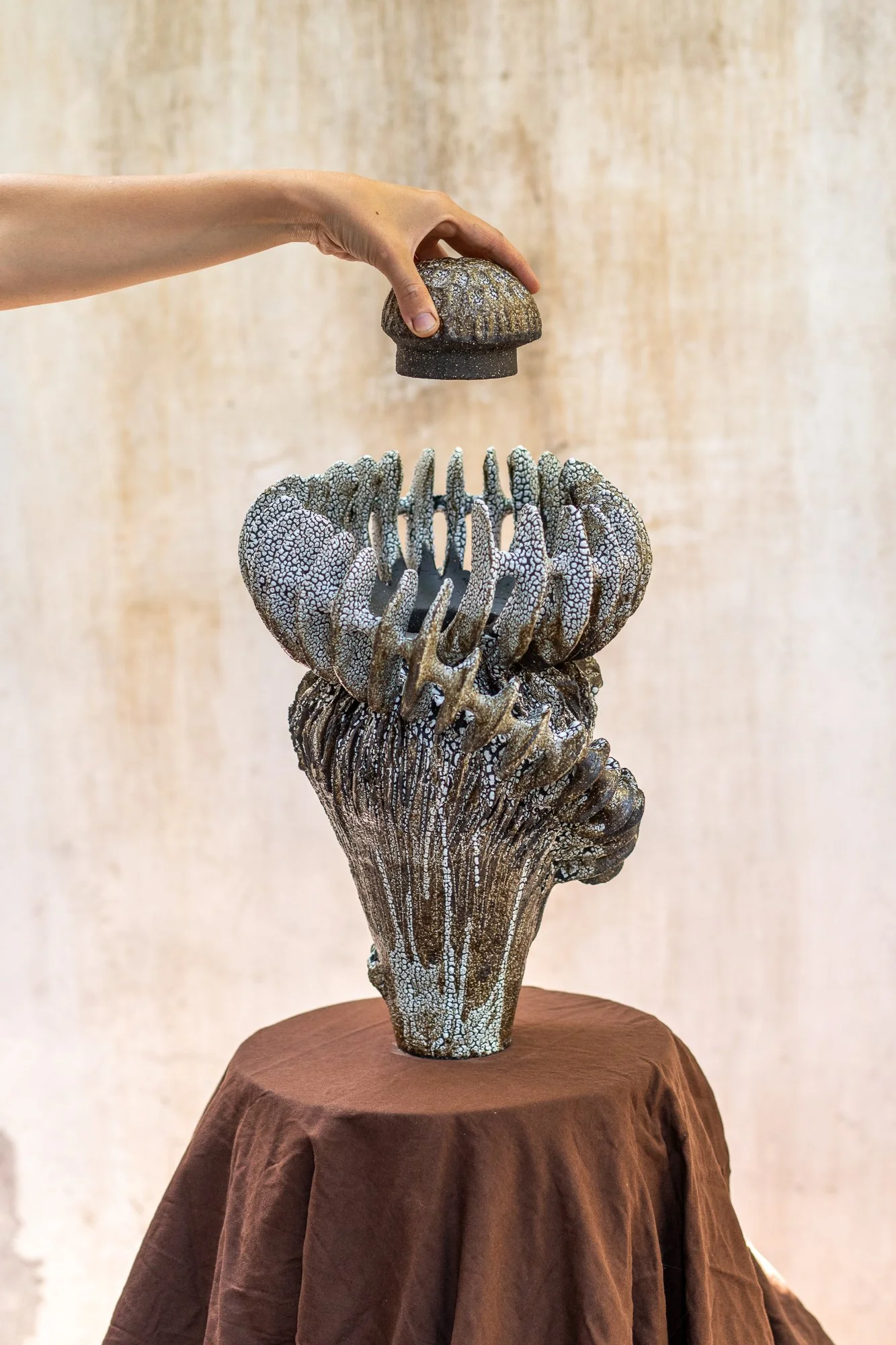 Sea Flower Vase . Black clay . Crawl glaze
Diameter 30 cm Height 40 cm