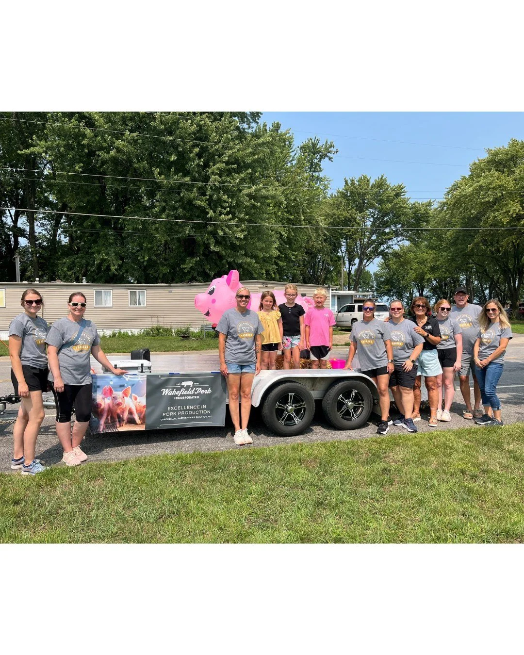 2 parades, 100 pounds of candy, 800 pork snack sticks, 600 recipe cards, 25 volunteers, hundreds of waves, and countless smiles. 

We had a blast participating in two parades this summer. The New Ulm Bavarian Blast parade and the Gaylord Eggstravagan