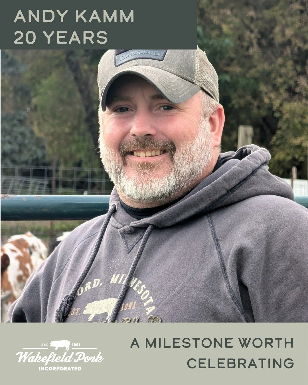 🎉 Celebrating 20 years with Wakefield Pork!
Please help us congratulate Andy Kamm, Head of Genetics, for 20 years of service with us!

"I have had the privilege to be a part of some great teams with even better people over the past 20 years. Lo