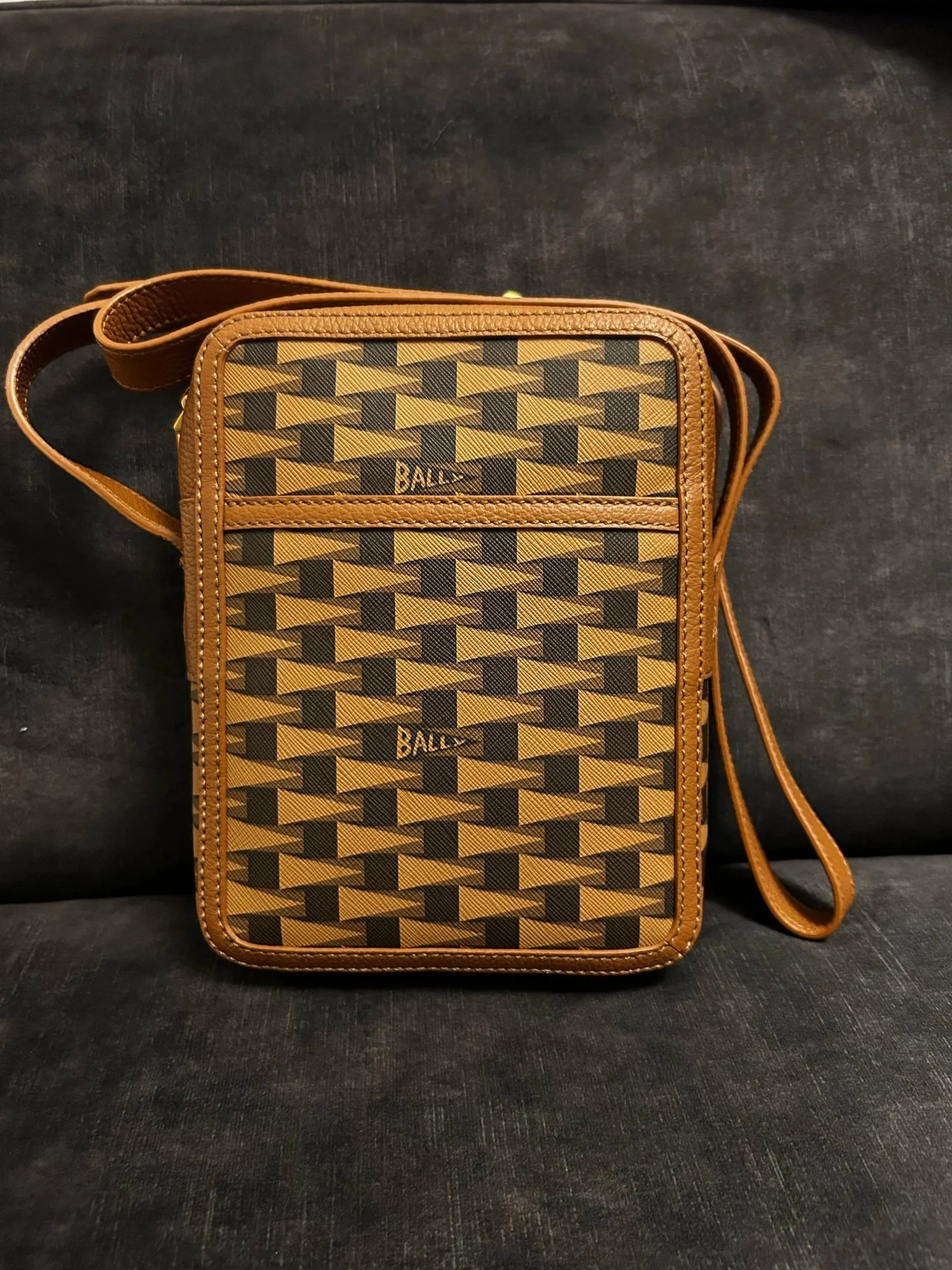 BALLY Messenger Bag