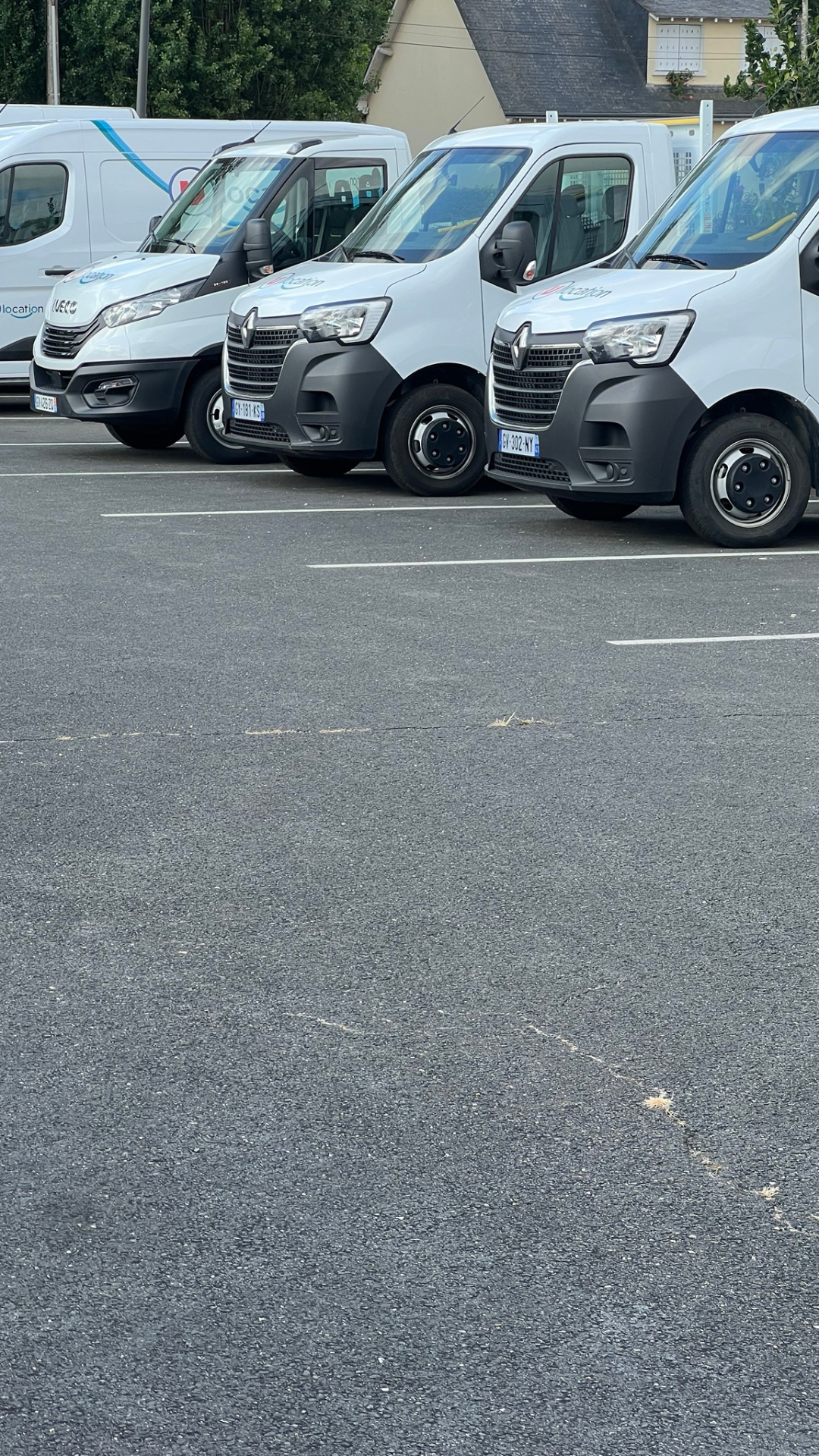 How to Rent a Moving Van in France