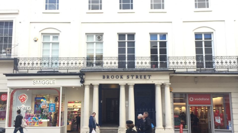 News — Avignon Capital acquires two prime retail assets in Leamington Spa