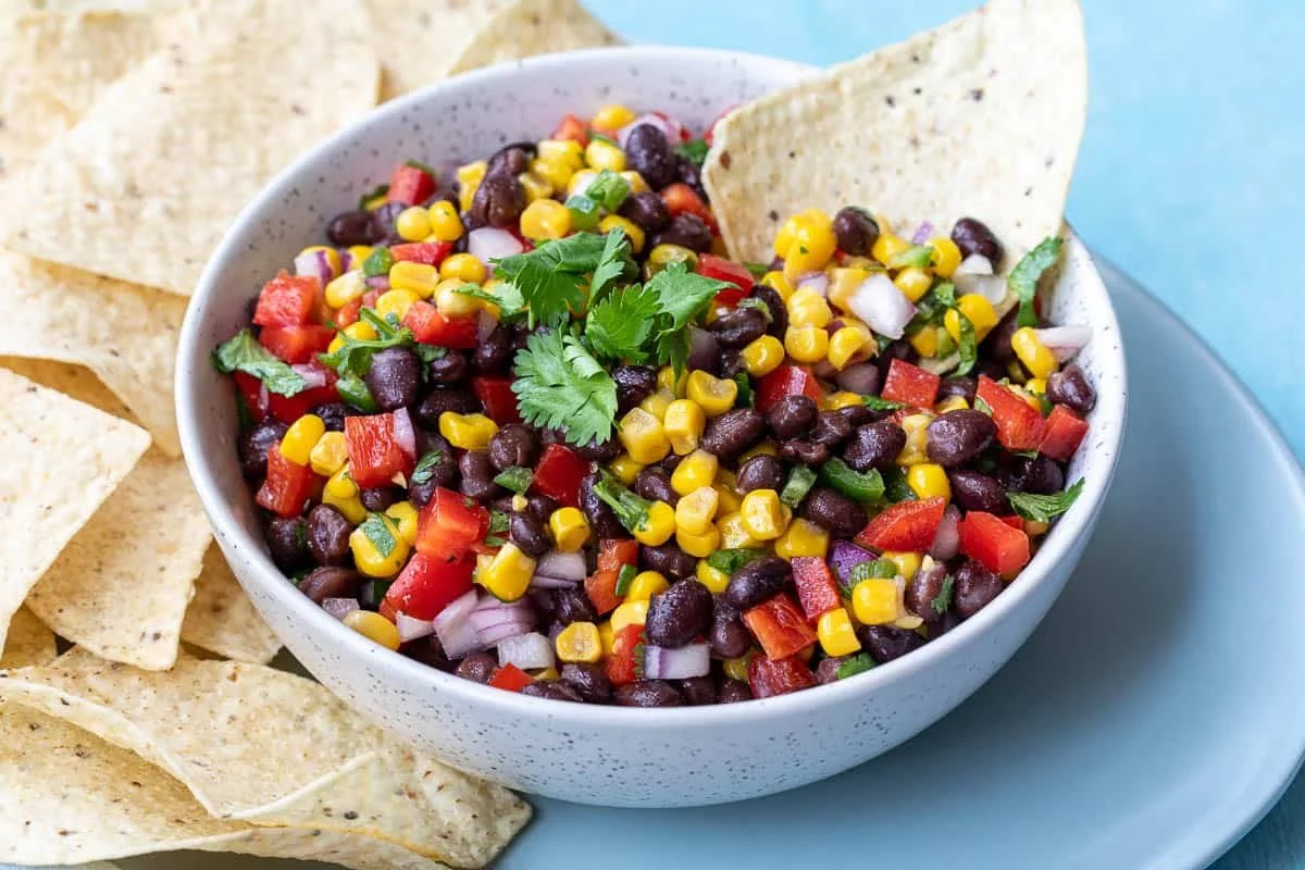 Black Bean & Corn Salad & Chips (80 oz bowl)