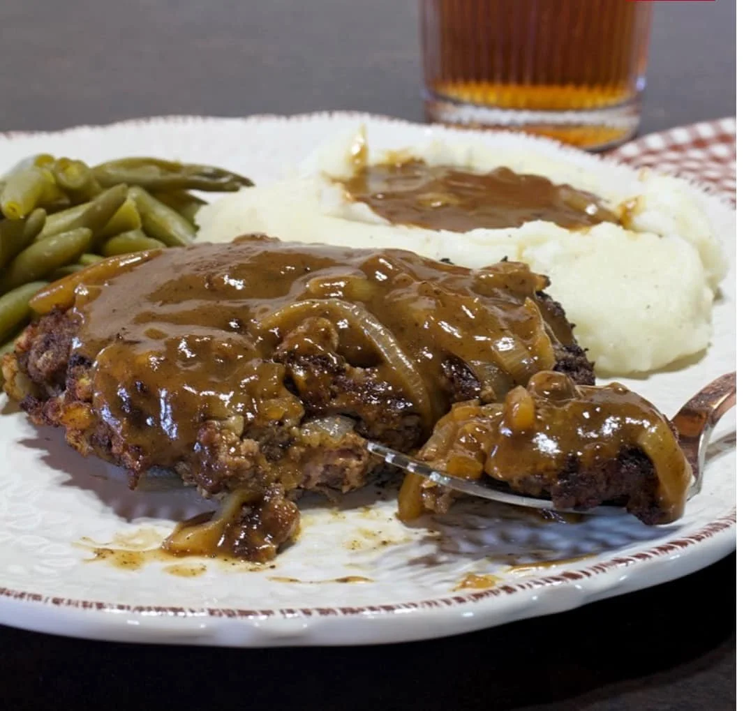 hamb steak green bean mashed pot.jpg