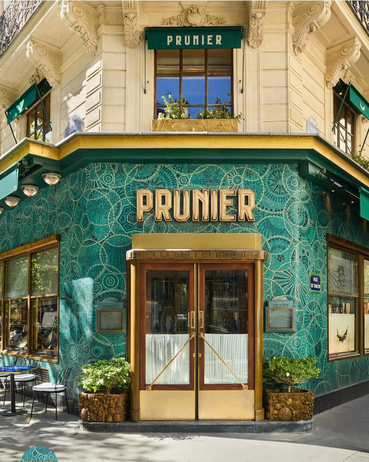Prunier Paris Restaurant.png
