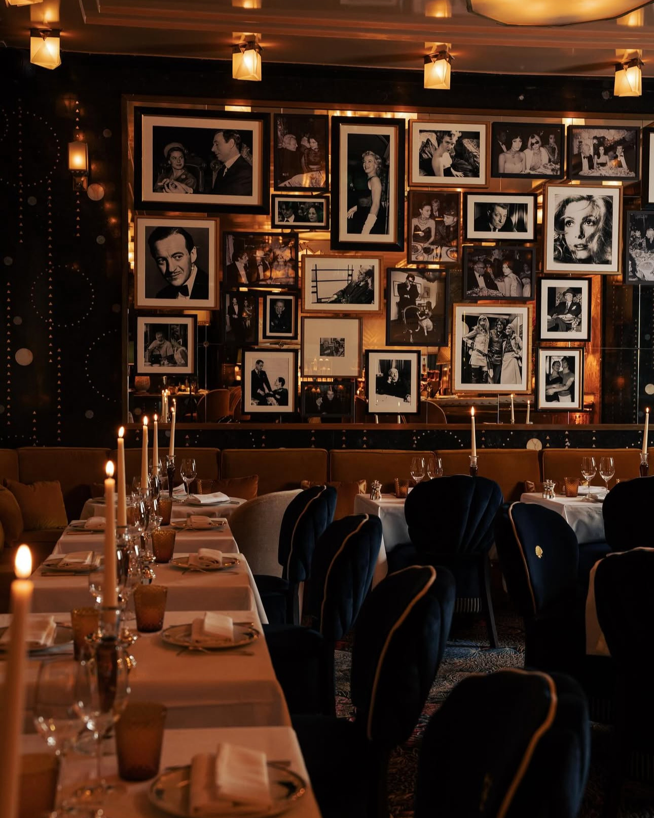 Prunier Paris Restaurant Decor.png