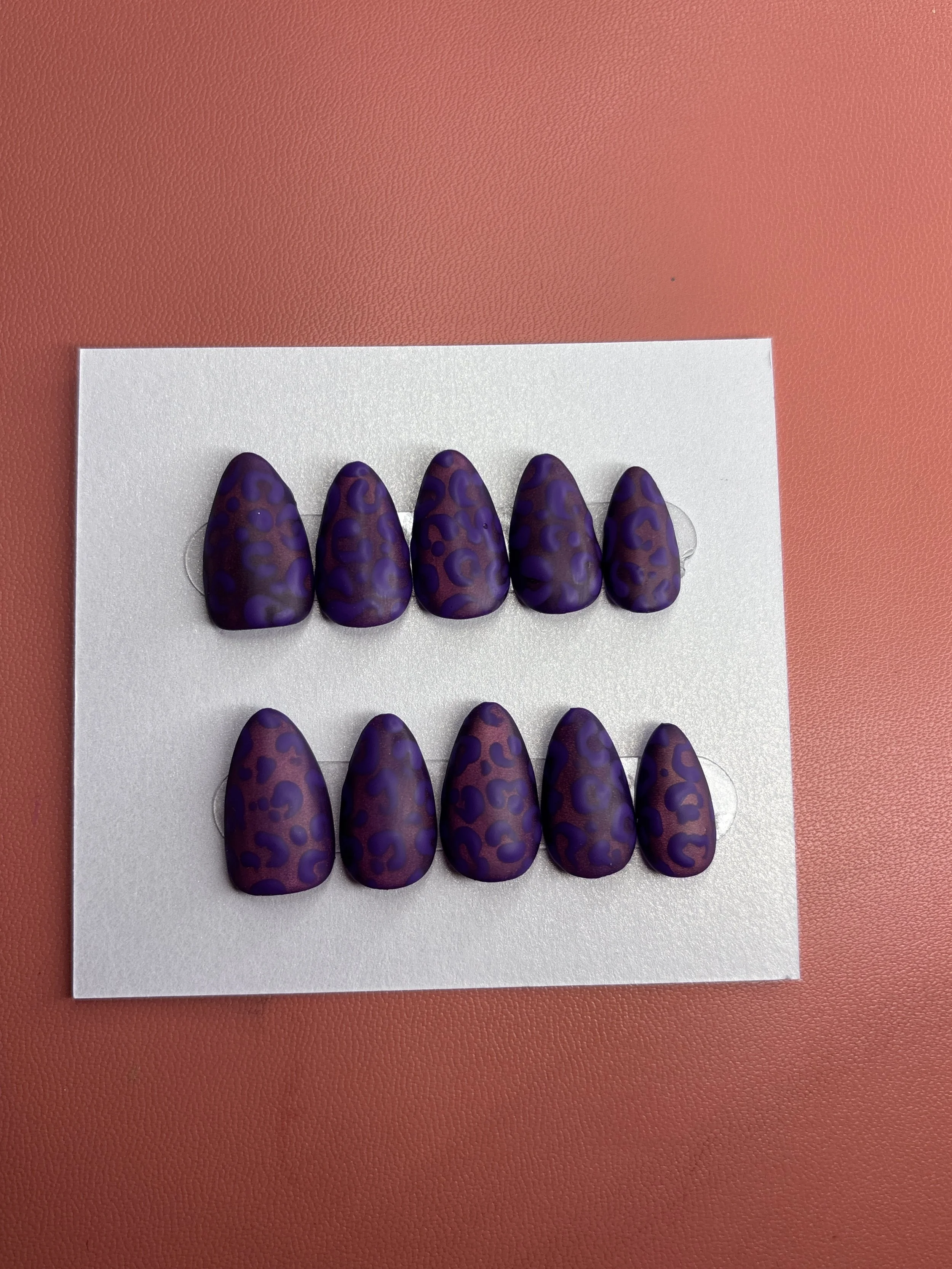 Privacy cheetah - purple cat eye (3).JPG