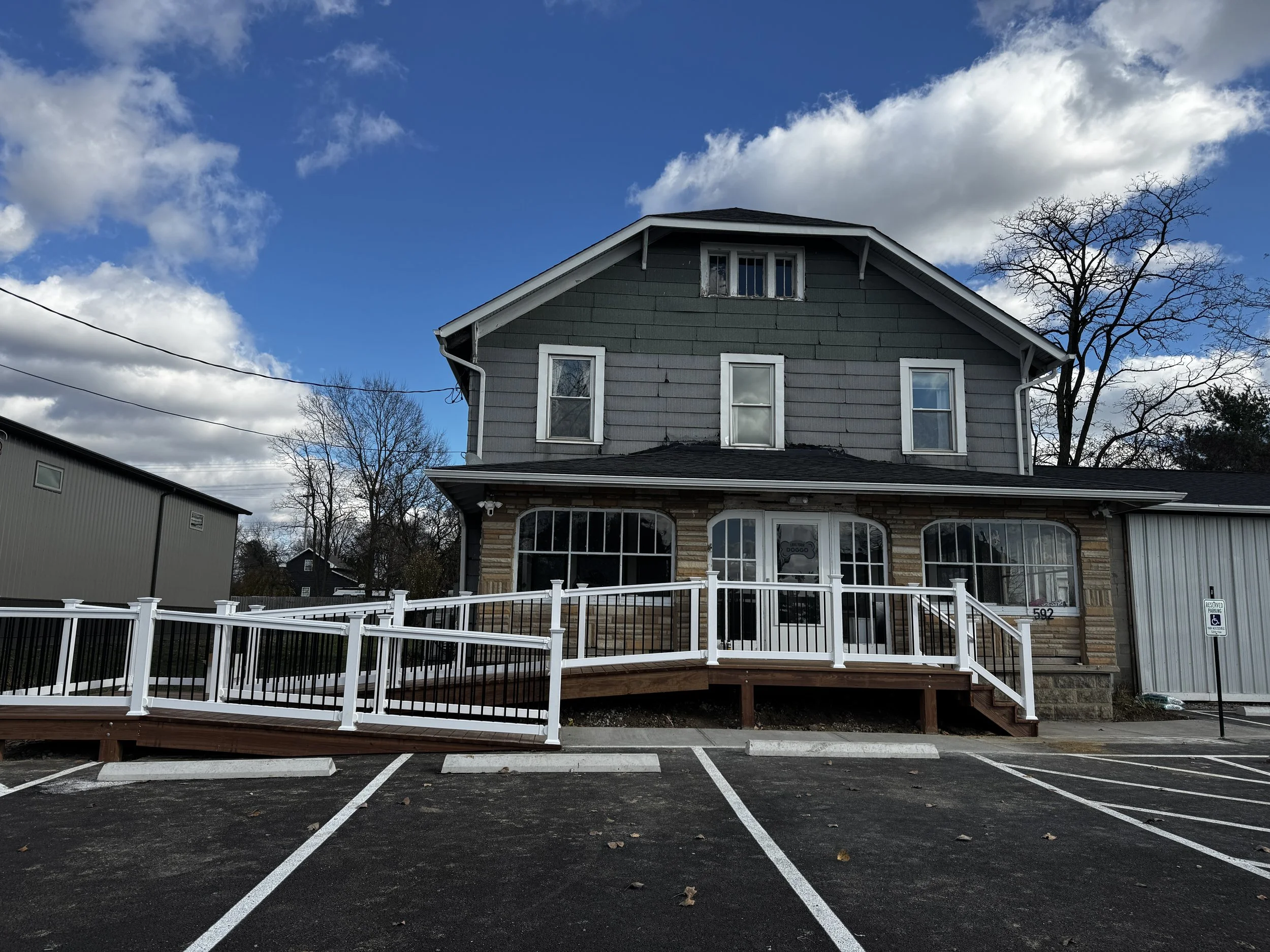 Love Your Doggo grooming salon located in Blacklick, Ohio