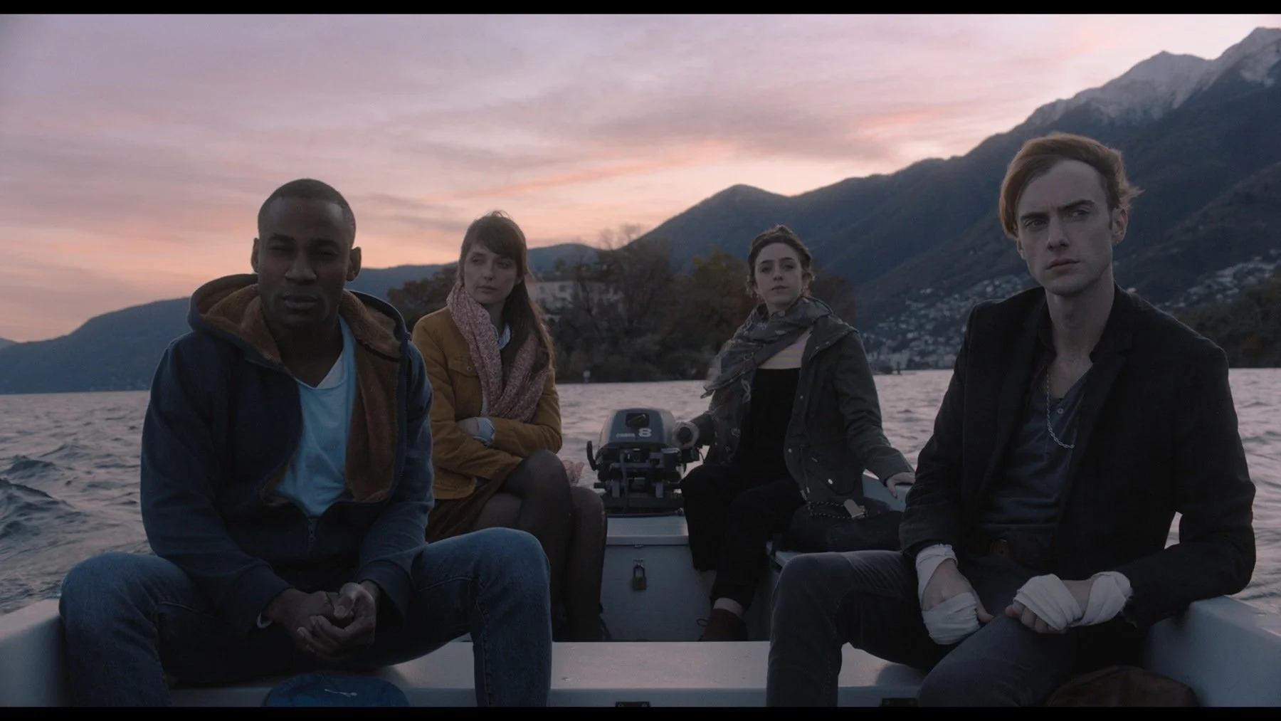 Dawn Chorus
Fiction feature / 2022
Four backpackers end a year on the road on an unlikely island in a Swiss lake.