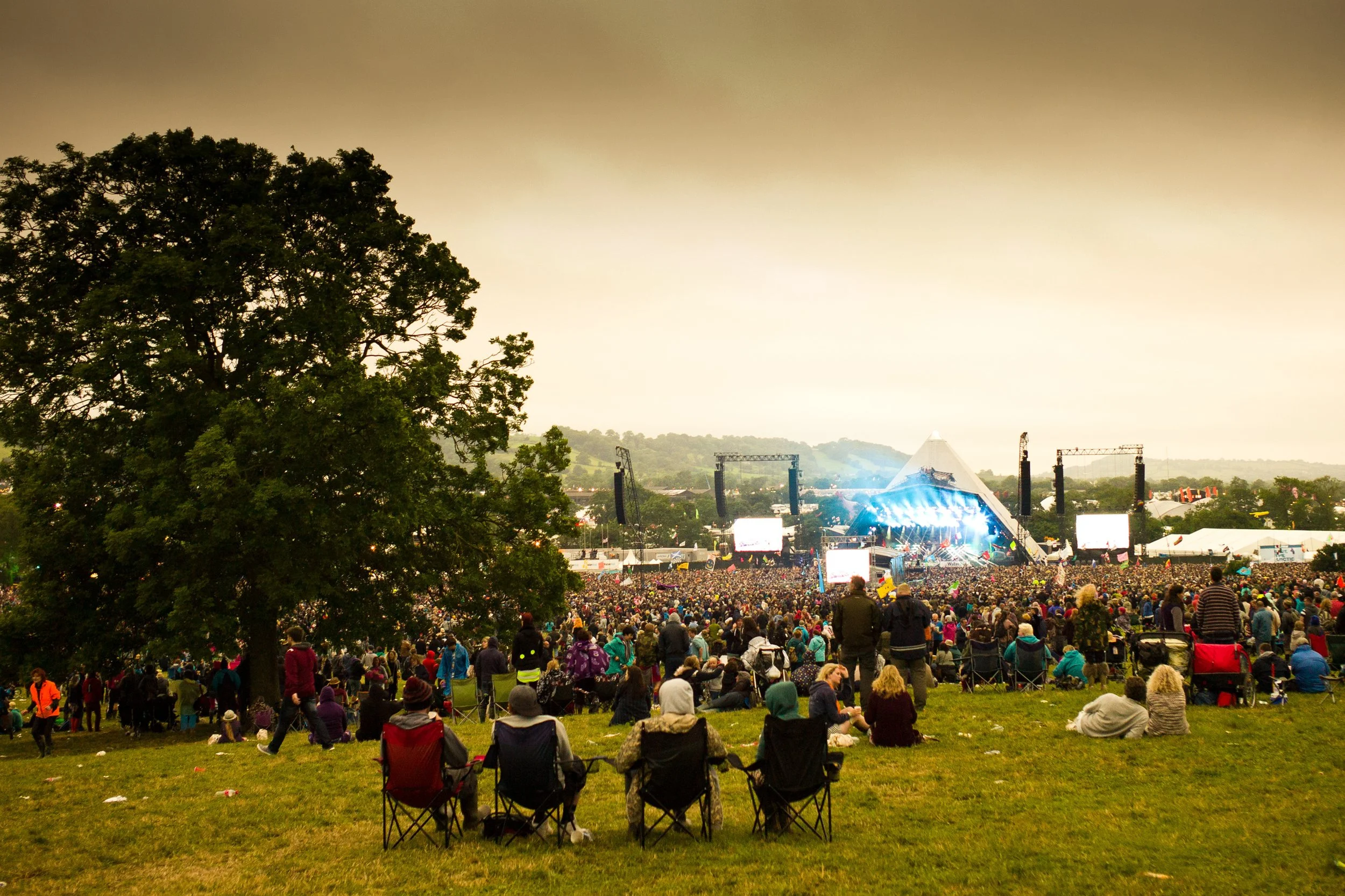 Glastonbury
Short documentary / RSI / 2015
Music, mud and the people who make Glastonbury.