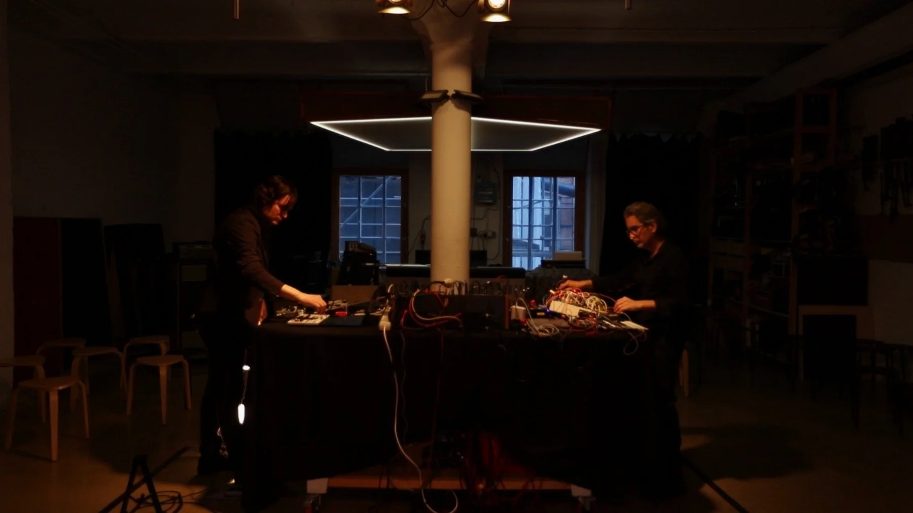 In the Eastern Wild
Short performance film / 2026
Two musicians. One room.