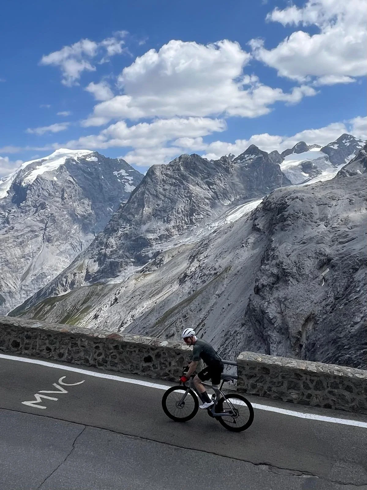 Scott cycling and climbing Stelvio in Italy.