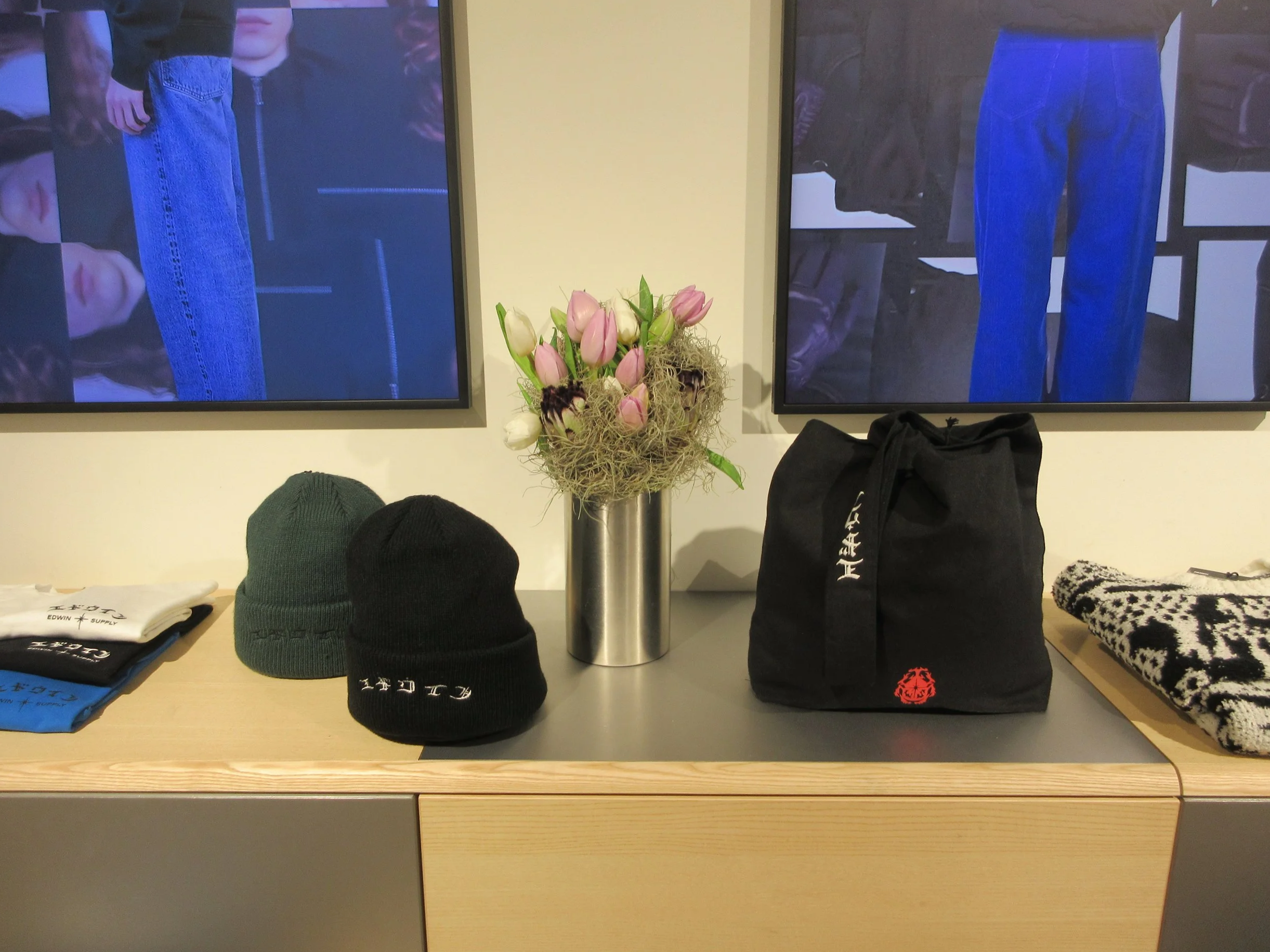 Tulipes et tillandsia