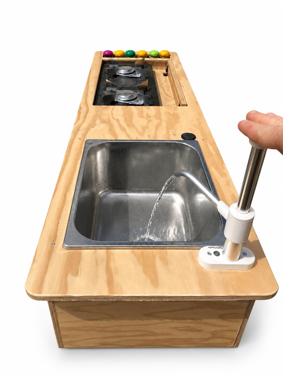 kit cuisine pour van avec pompe à main.png