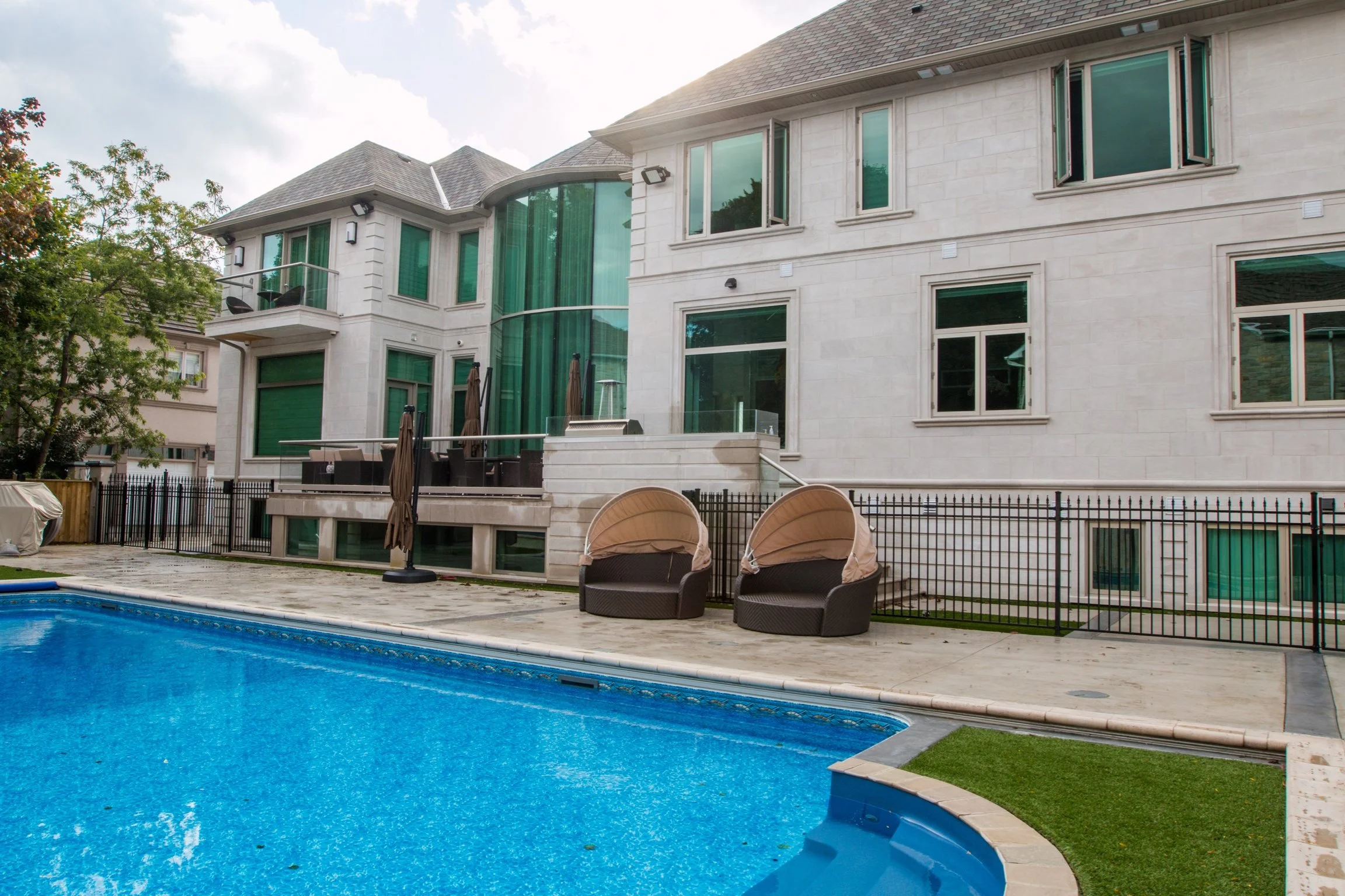 Wimpole Backyard 4.jpg