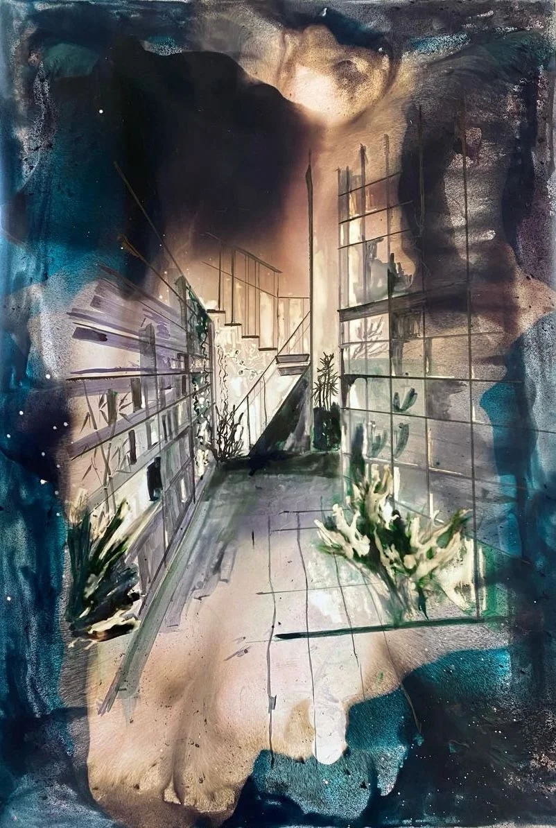 Ein kunstvolles Gemälde einer verlassenen, verfallenden Terrasse mit Pflanzen, langen Schatten und einem dunklen Himmel im Hintergrund.