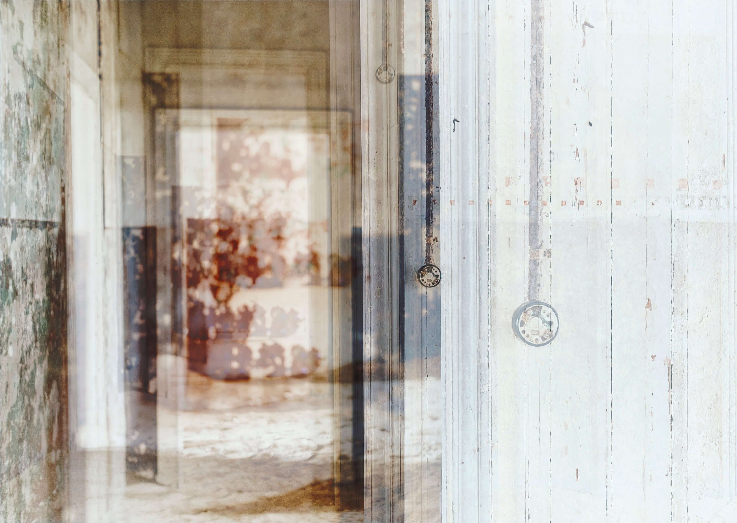 was bleibt 2. fotografische collagen aus kolmanskop.