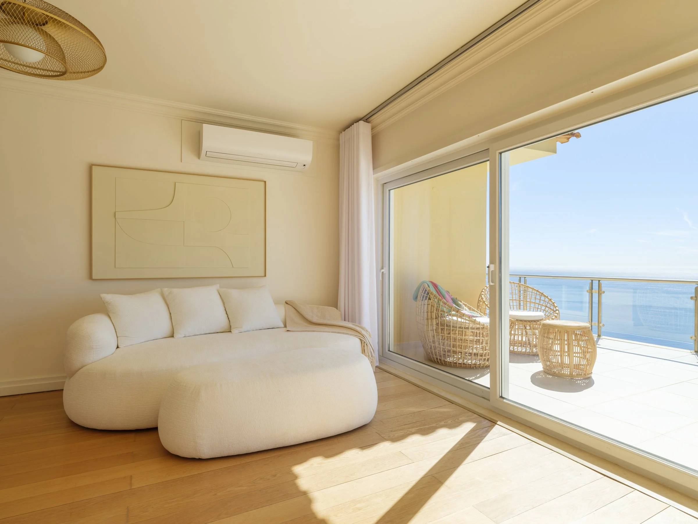 Suite Bedroom Corner