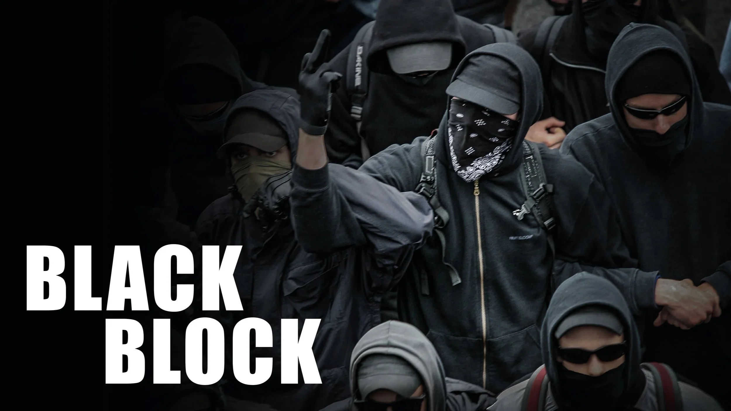 Schwarzer Block bei G-8 am 2. Juni 2007 in Rostock